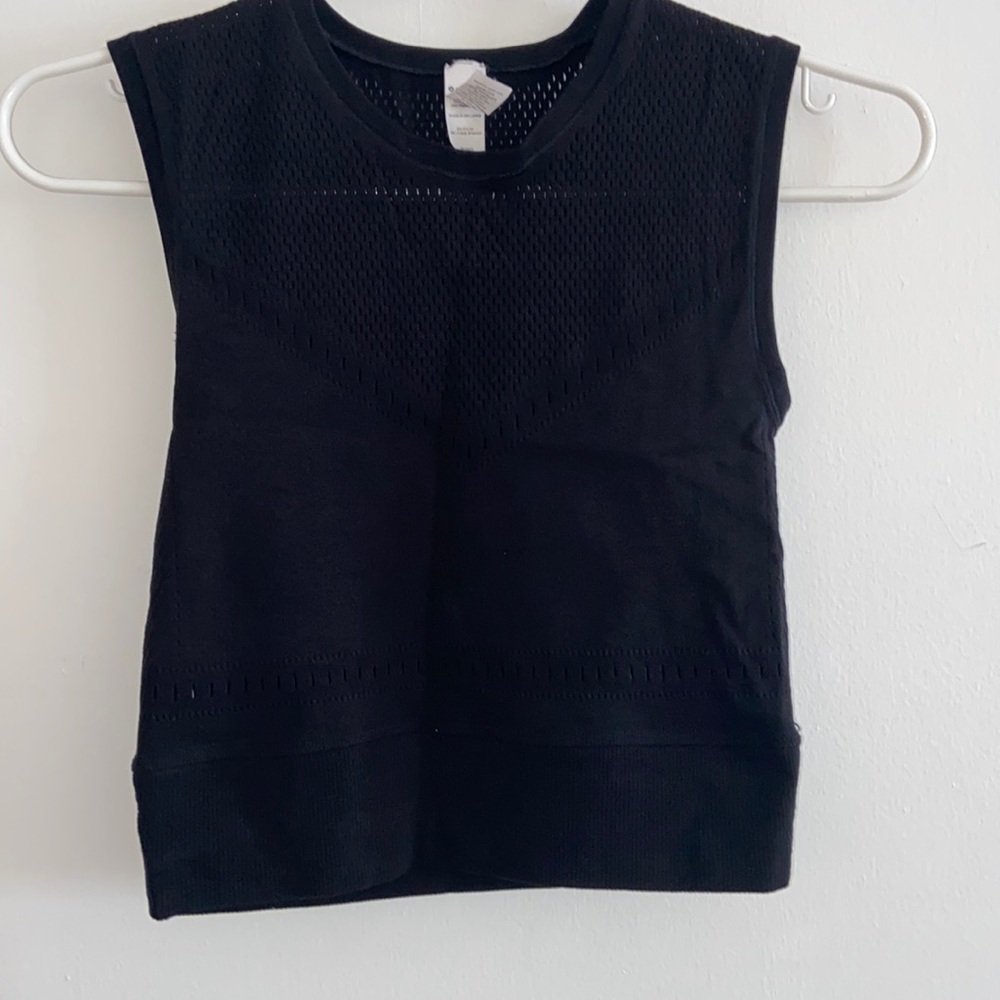 Athleta Work Out Top